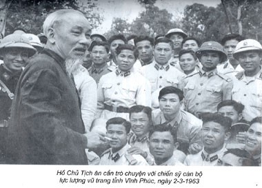Để tư tưởng, đạo đức, phong cách Hồ Chí Minh thành nền tảng tinh thần vững chắc của đời sống xã hội - ảnh 1